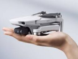 Review Gadget Singkat Mini Drone Lipat Kamera 4K untuk Fotografi dan Videografi Mobile